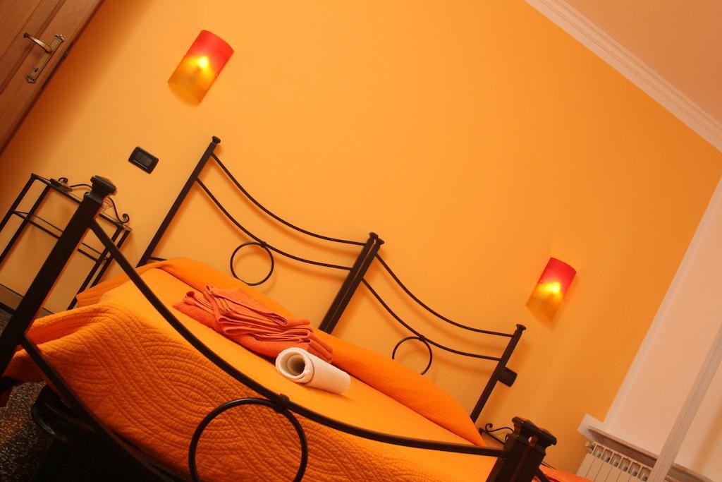 Bed & Breakfast La Rosa Dei Venti Cenova Oda fotoğraf