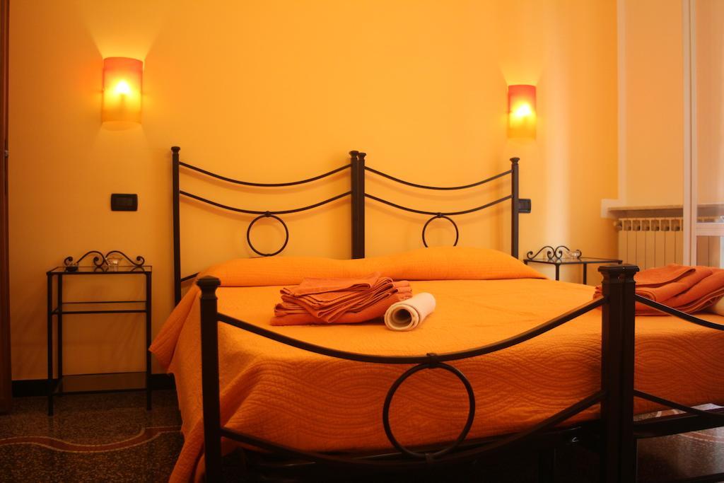 Bed & Breakfast La Rosa Dei Venti Cenova Oda fotoğraf